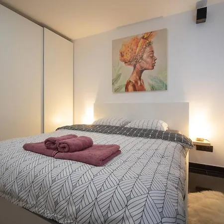 Appartement Hesa- 4 Star *